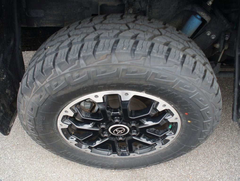 Used 2022 Toyota Tundra SR5 w/ TRD Off-Road Premium Package AWD/4WD image 27