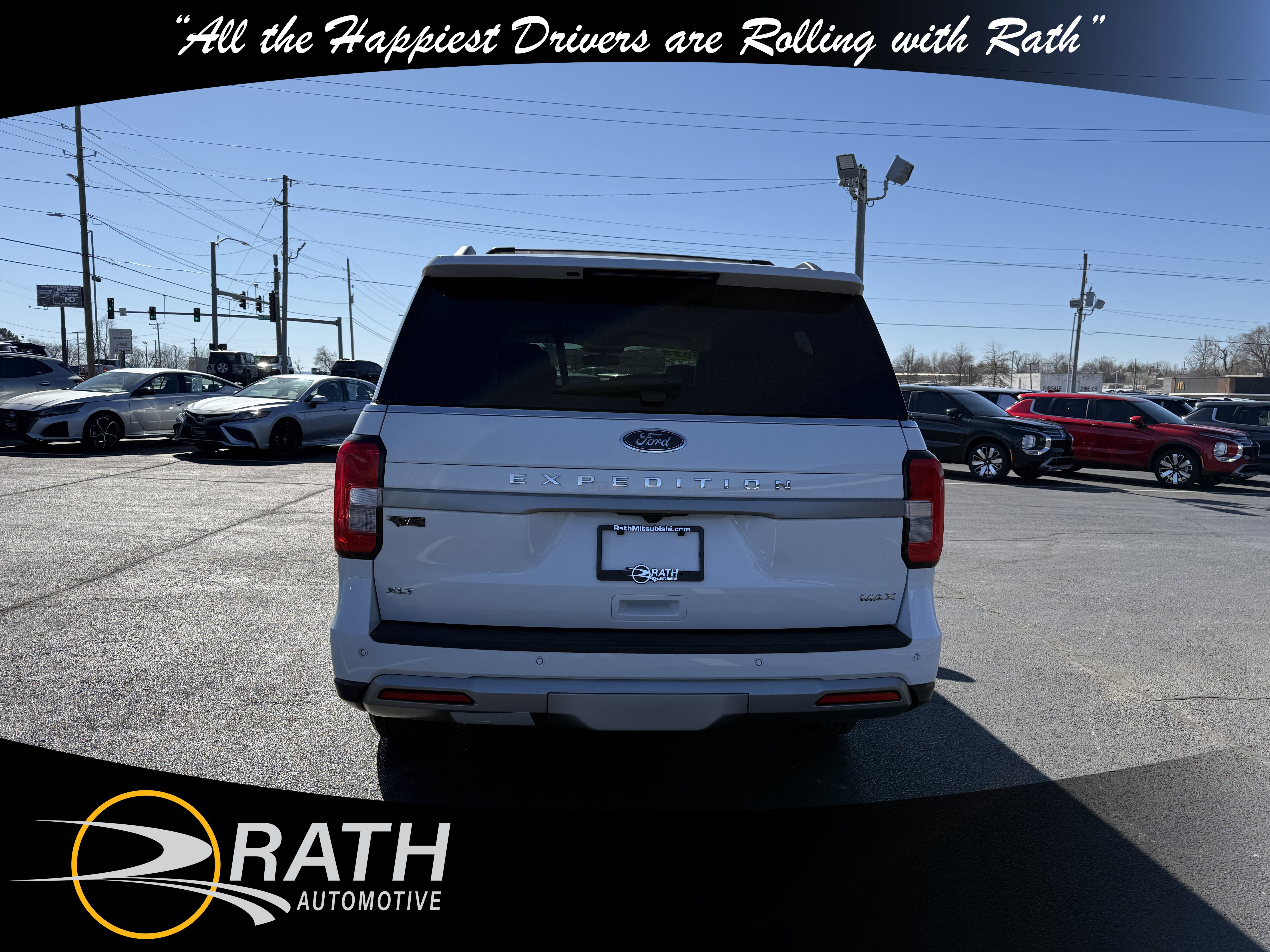 Used 2024 Ford Expedition Max XLT image 8