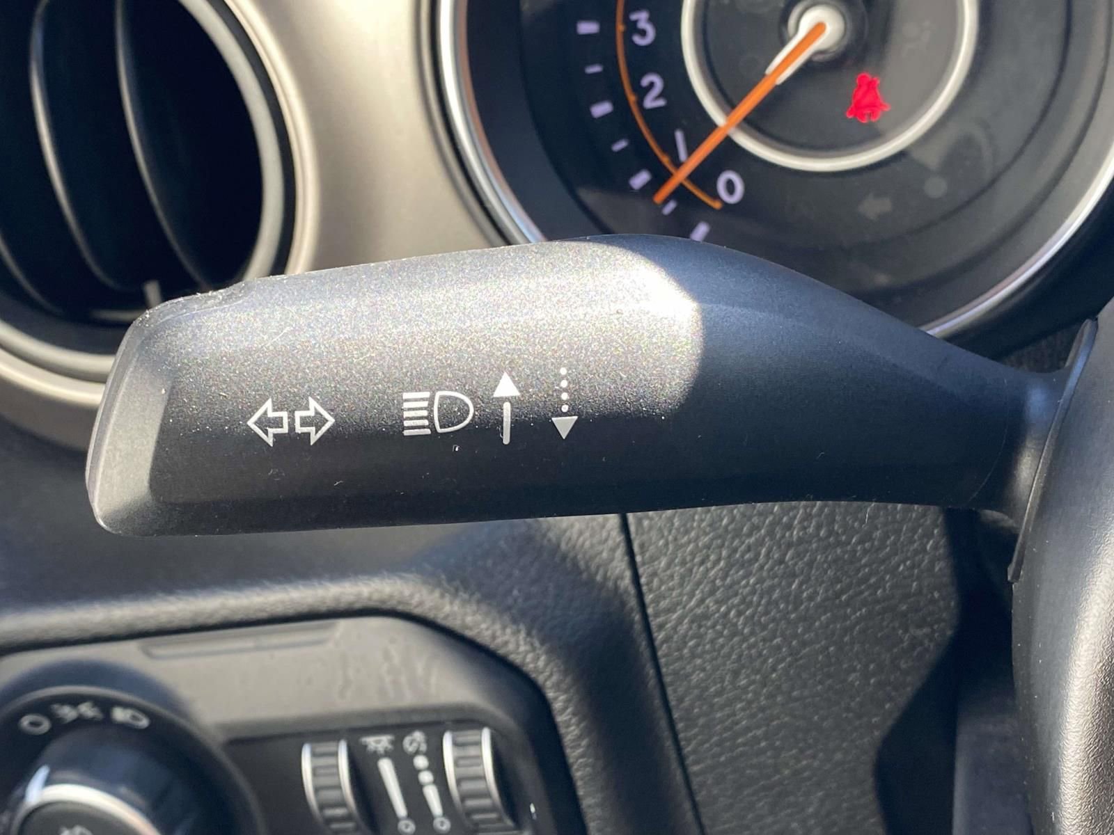 Used 2021 Jeep Gladiator Sport image 22