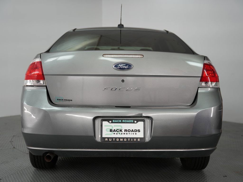 Used 2009 Ford Focus S FWD image 8
