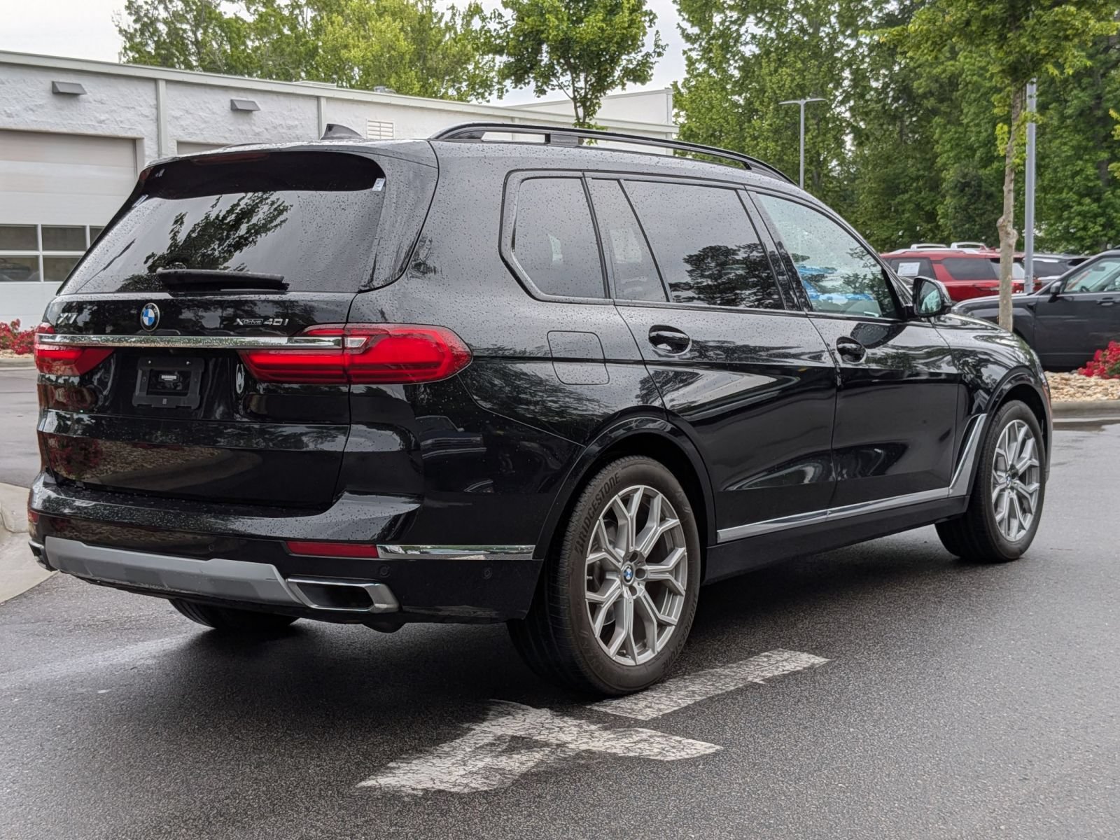 Used 2022 BMW X7 xDrive40i w/ Premium Package AWD/4WD image 3