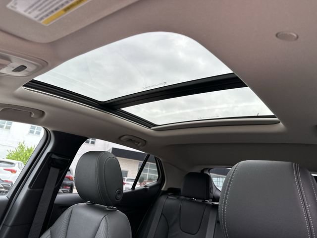 Used 2023 Buick Encore GX Essence w/ Experience Buick Package FWD image 18