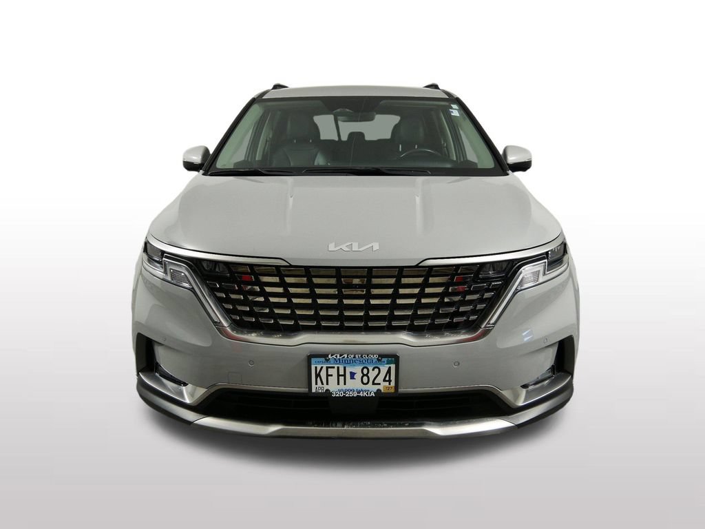 Used 2023 Kia Carnival SX FWD image 4