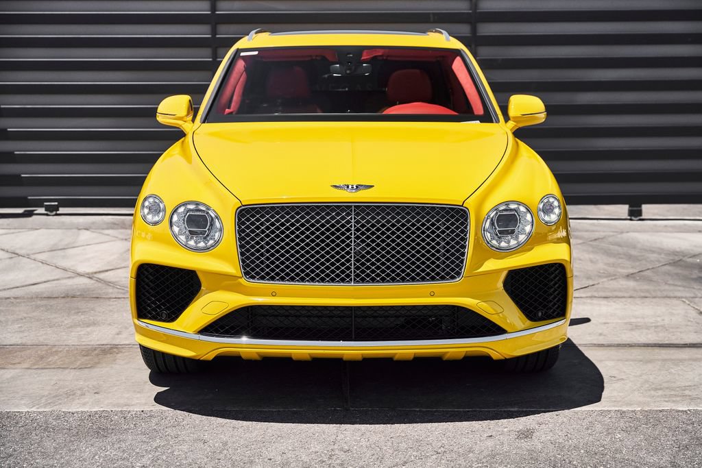 Used 2023 Bentley Bentayga AWD/4WD image 13
