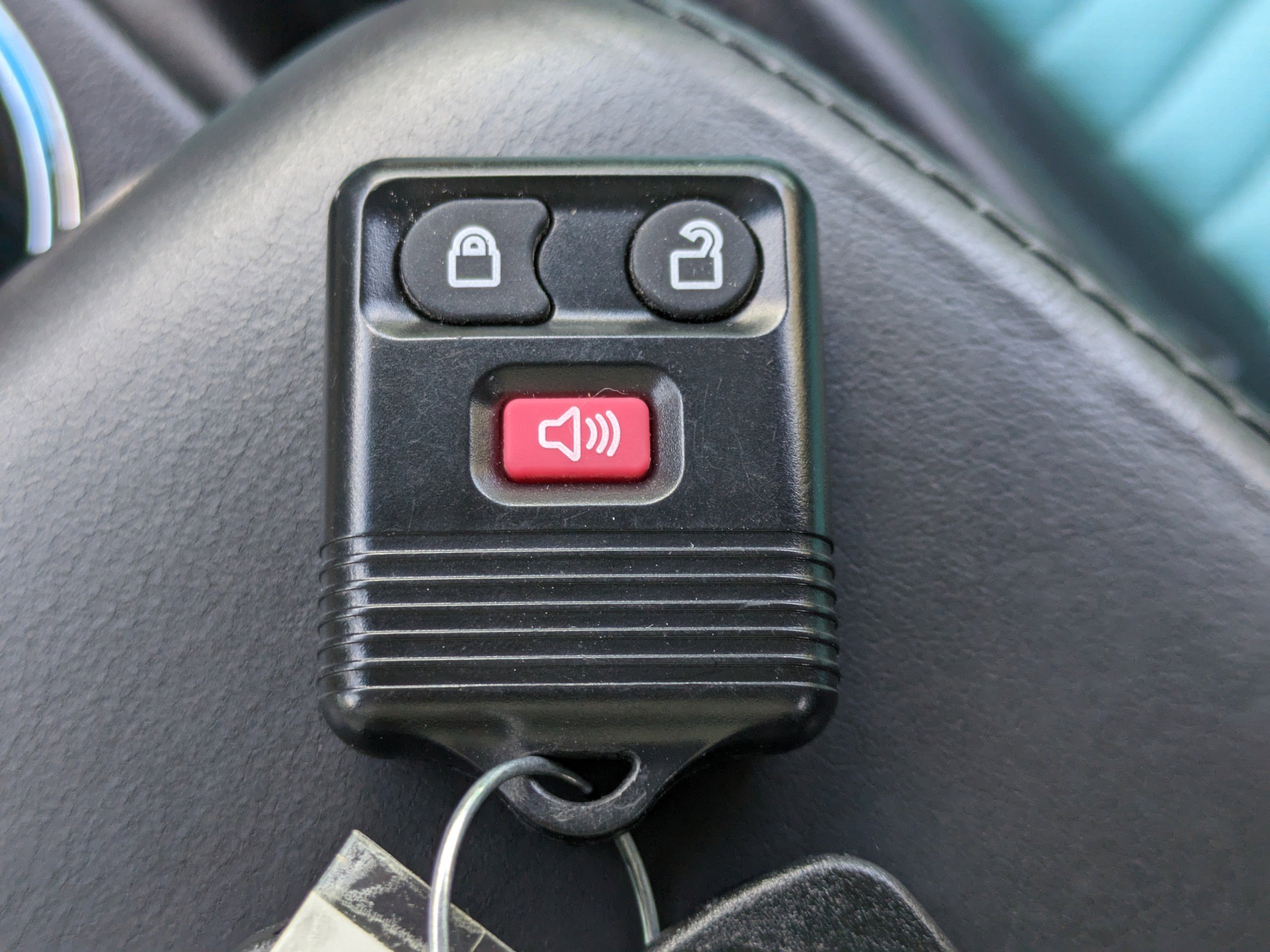 Used 2002 Ford Thunderbird RWD image 28