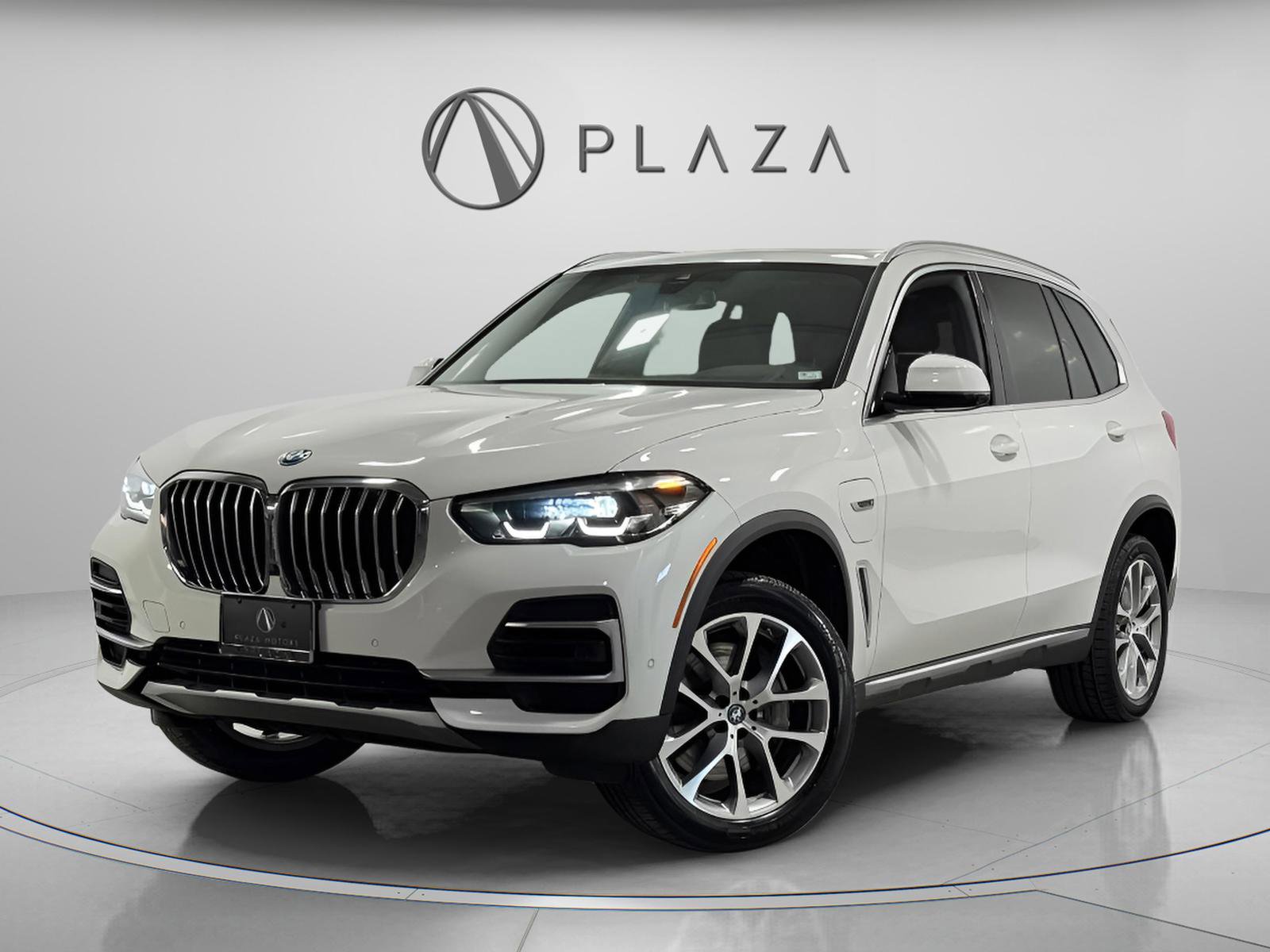 Certified 2023 BMW X5 xDrive45e w/ Climate Comfort Package image 1