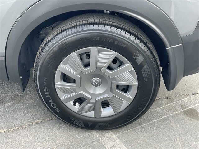 Used 2025 Nissan Kicks S w/ Charging Package image 38