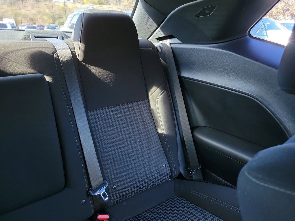 Used 2020 Dodge Challenger SXT image 23