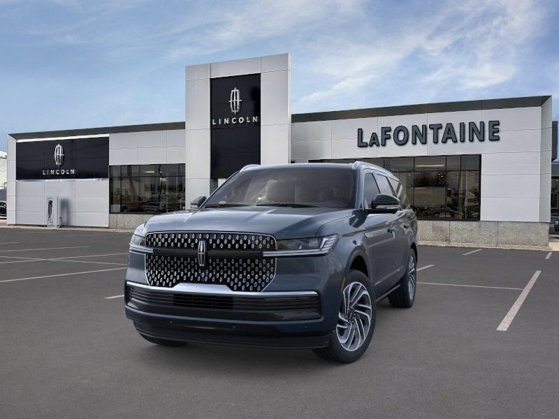 New 2026 Lincoln Navigator Reserve AWD/4WD image 2