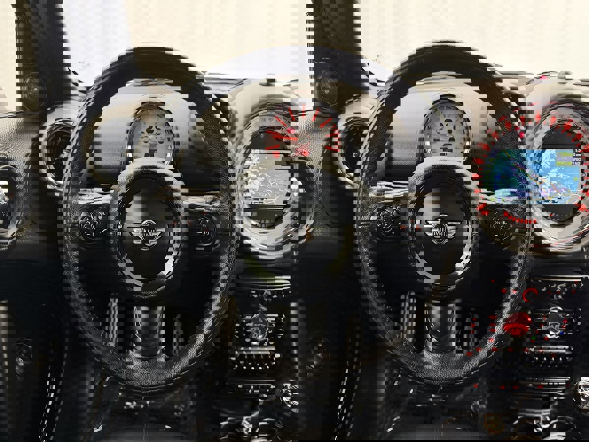 Used 2012 MINI Cooper Countryman S image 12