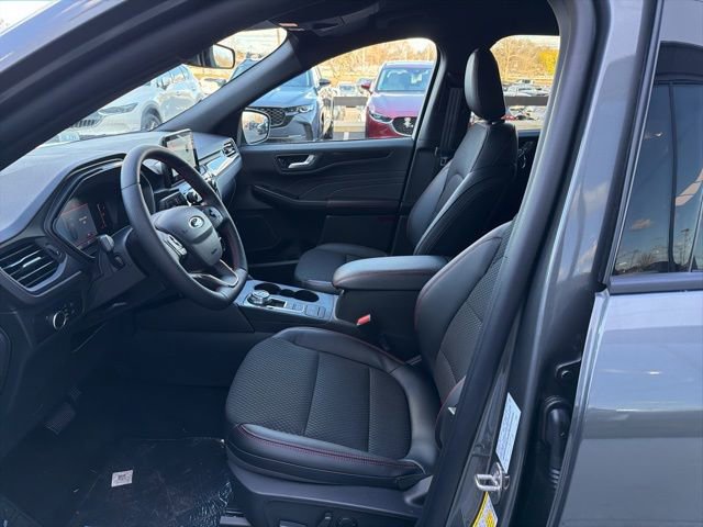 New 2026 Ford Escape ST-Line w/ Cold Weather Package AWD/4WD image 8