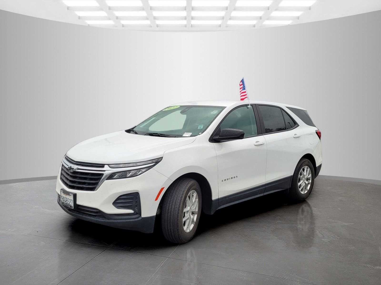 Used 2022 Chevrolet Equinox LS w/ LS Convenience Package image 8