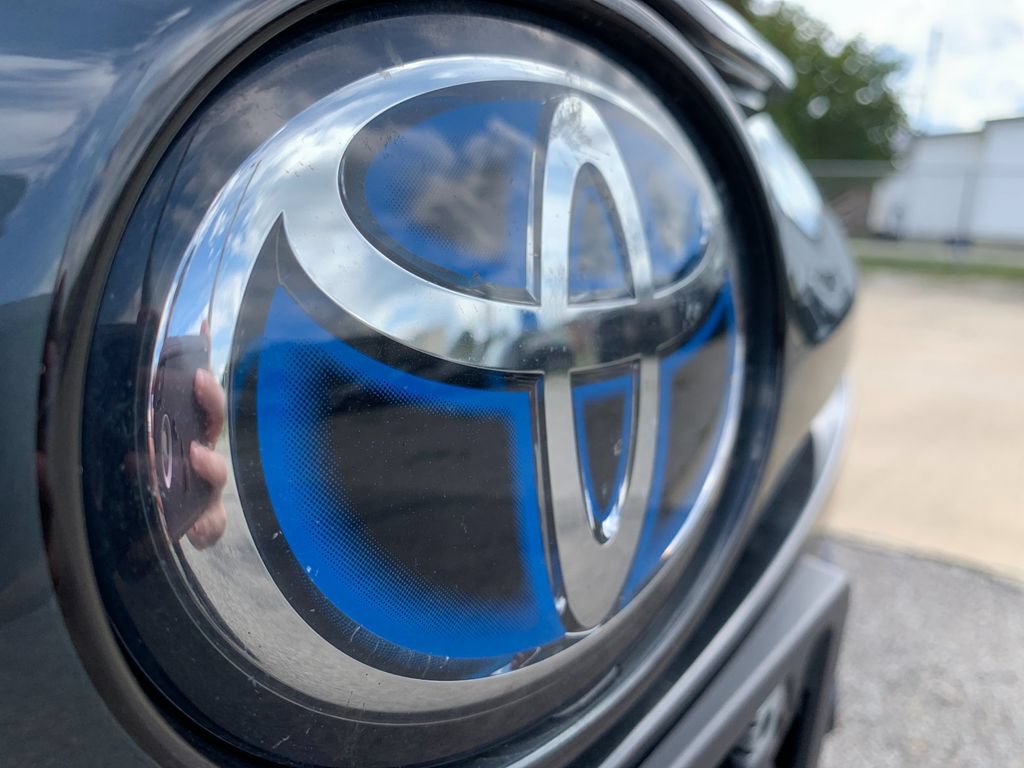 Used 2022 Toyota Prius Prime XLE FWD image 39