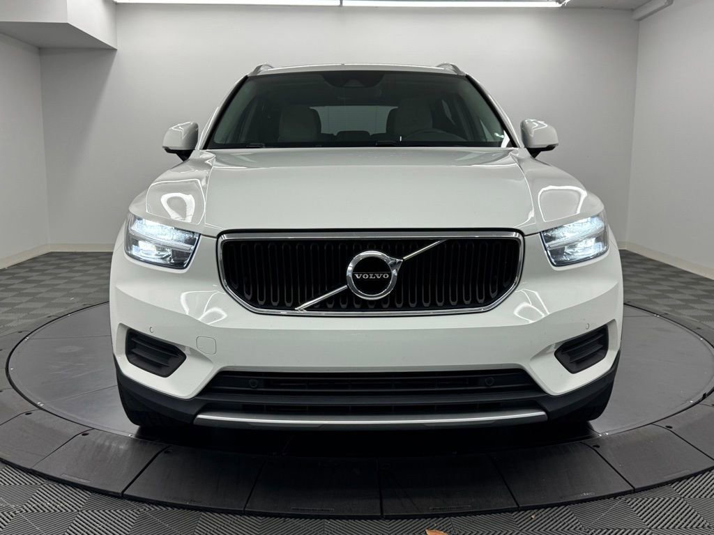Used 2020 Volvo XC40 T5 Momentum w/ Protection Package Premier AWD/4WD image 4