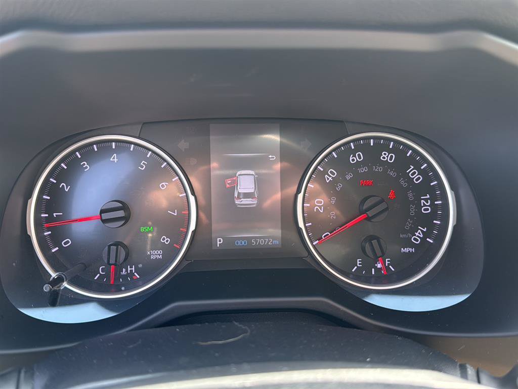 Used 2021 Toyota RAV4 XLE Premium AWD/4WD image 3