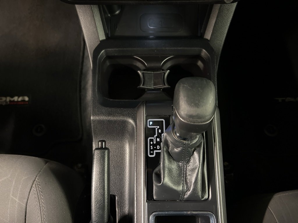 Used 2018 Toyota Tacoma TRD Off-Road image 15