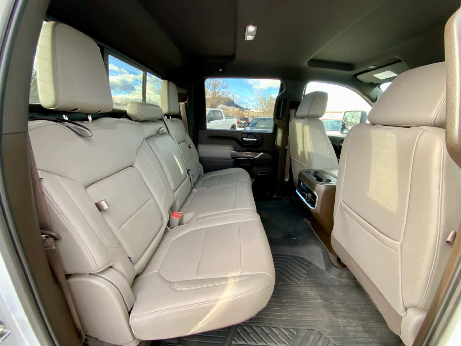 Used 2024 Chevrolet Silverado 2500 High Country image 24