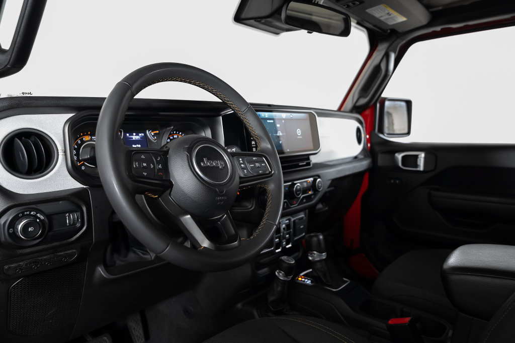 Used 2024 Jeep Wrangler Unlimited Sport AWD/4WD image 28