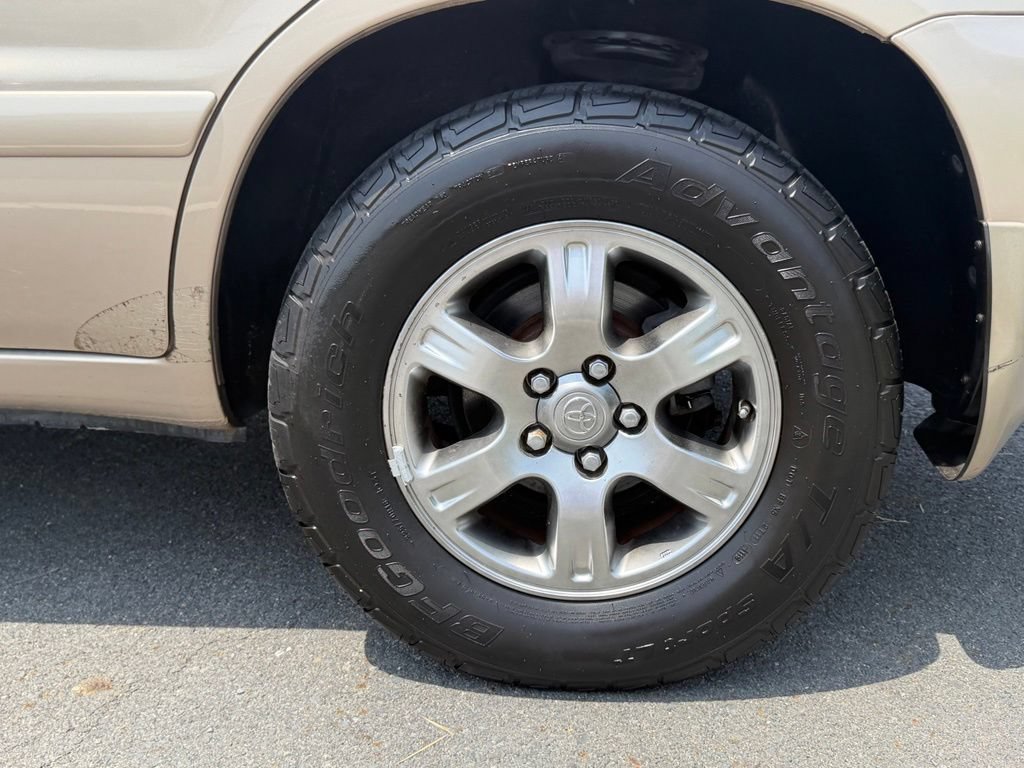 Used 2004 Toyota Highlander 2WD image 11