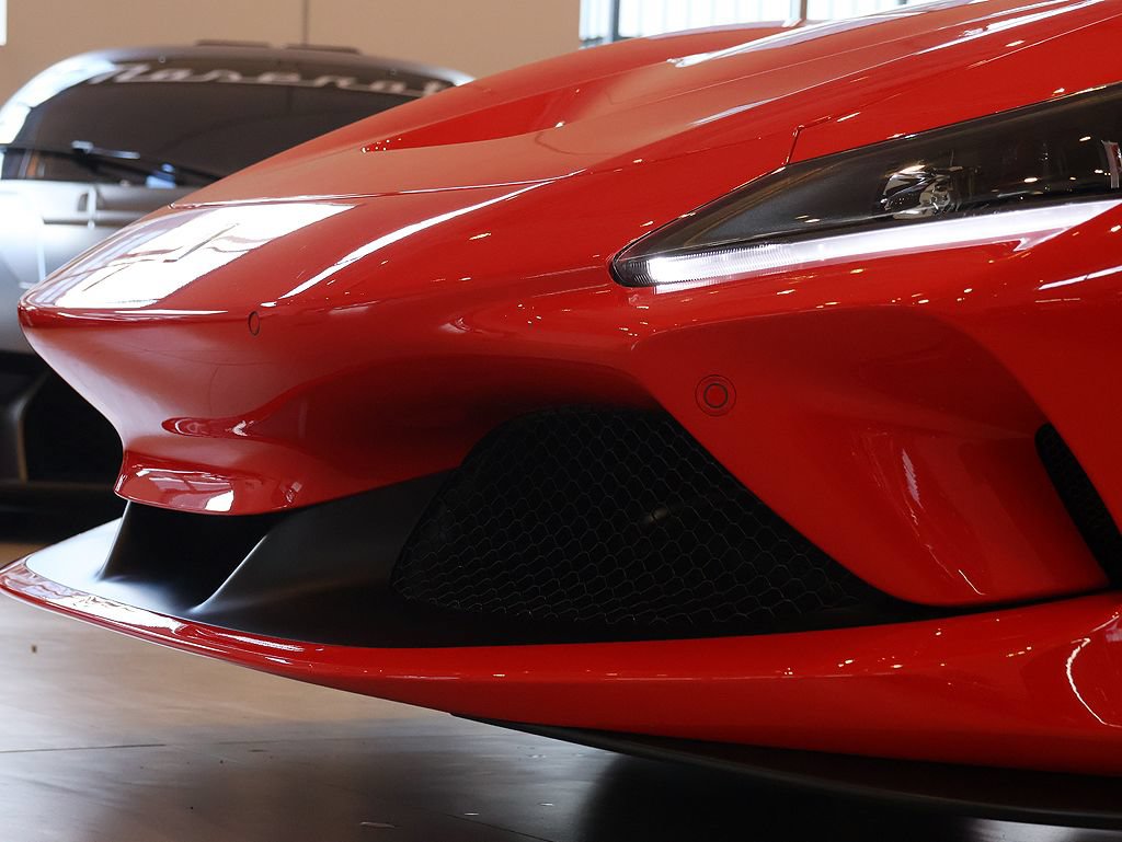 Certified 2023 Ferrari F8 Tributo RWD image 21