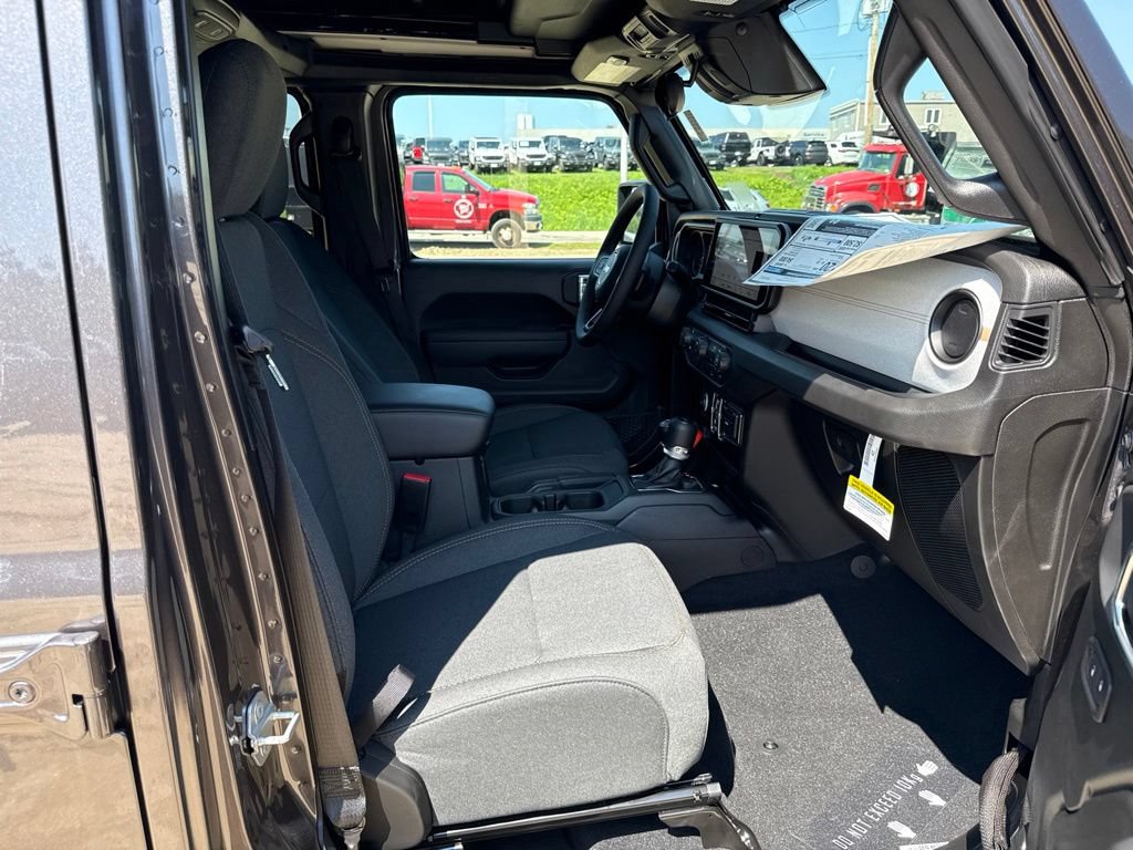 New 2026 Jeep Wrangler Unlimited Sport AWD/4WD image 24