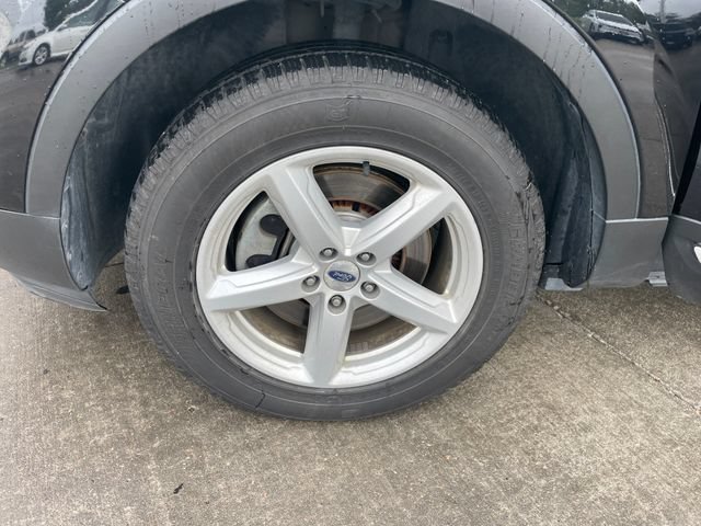 Used 2017 Ford Explorer XLT AWD/4WD image 28