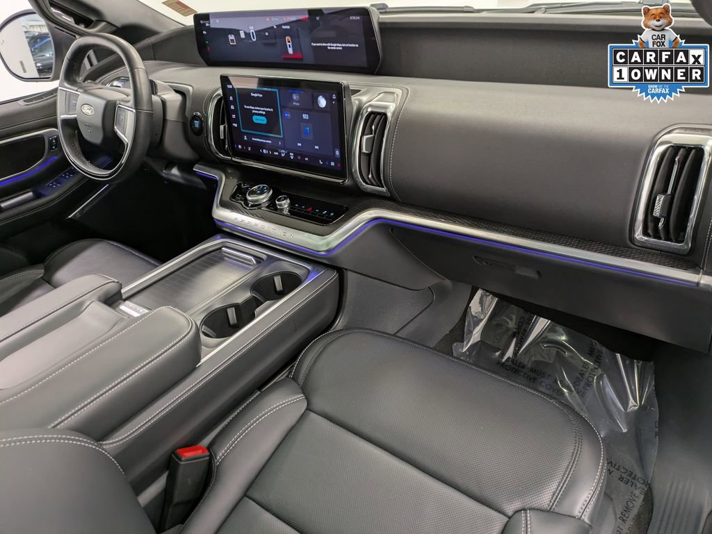 Used 2025 Ford Expedition Max Platinum w/ Stealth Appearance Package AWD/4WD image 30