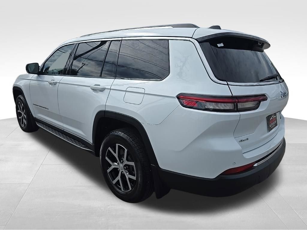 Used 2024 Jeep Grand Cherokee L Limited w/ Luxury Tech Group II AWD/4WD image 5