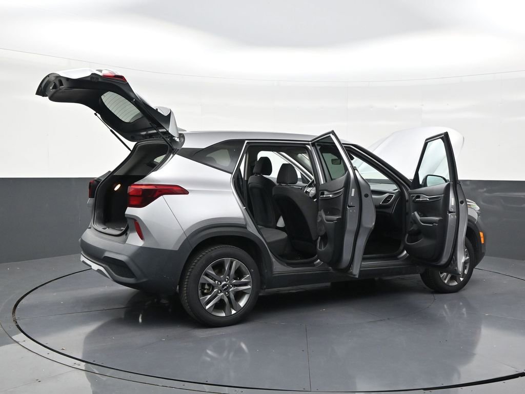 Used 2022 Kia Seltos LX AWD/4WD image 28