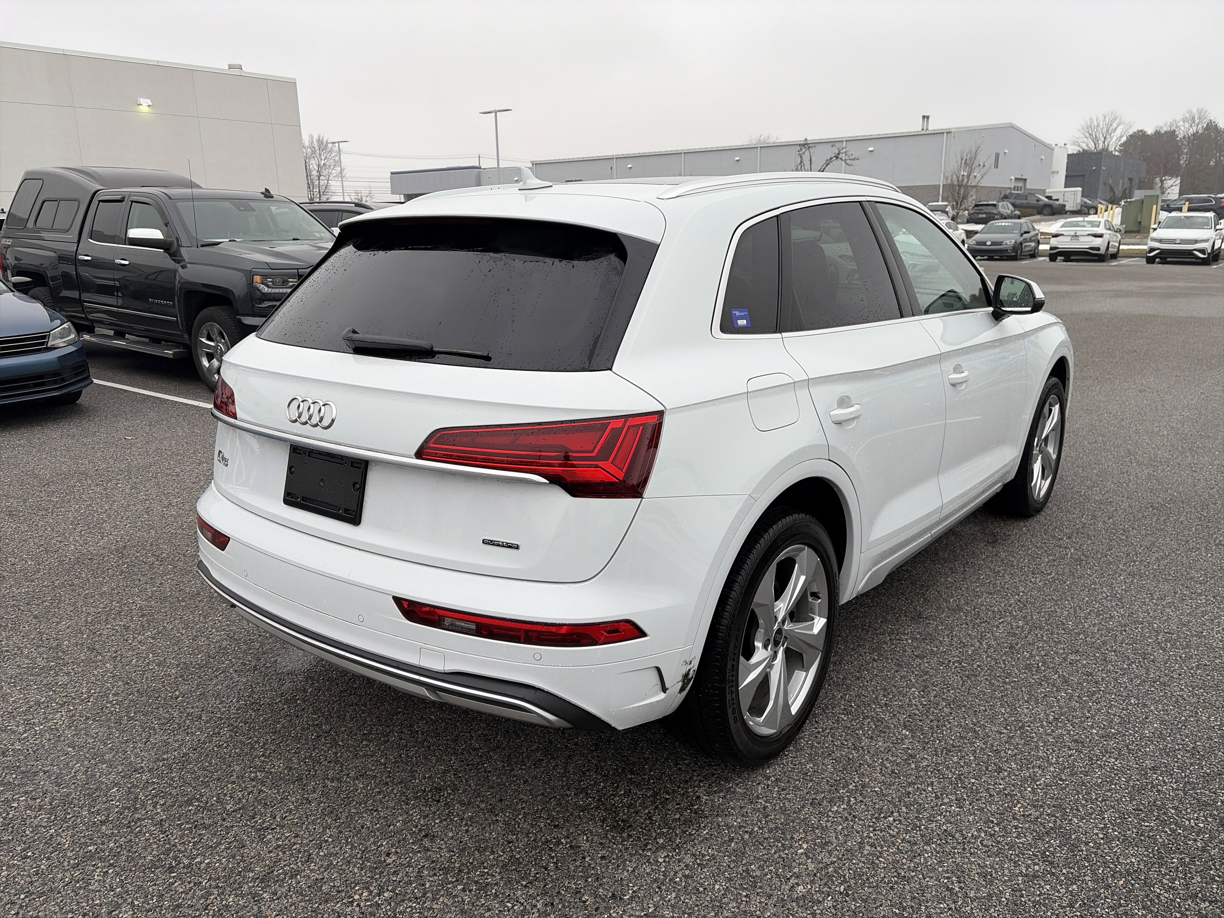 Used 2021 Audi Q5 Premium Plus w/ Premium Plus Package image 4