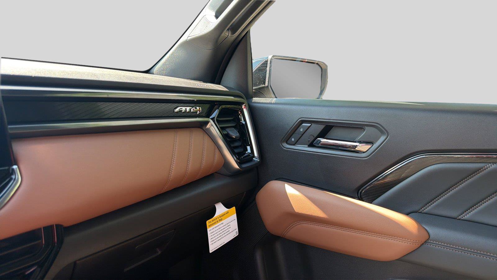 New 2026 GMC Canyon AT4 w/ Technology Plus Package AWD/4WD image 11