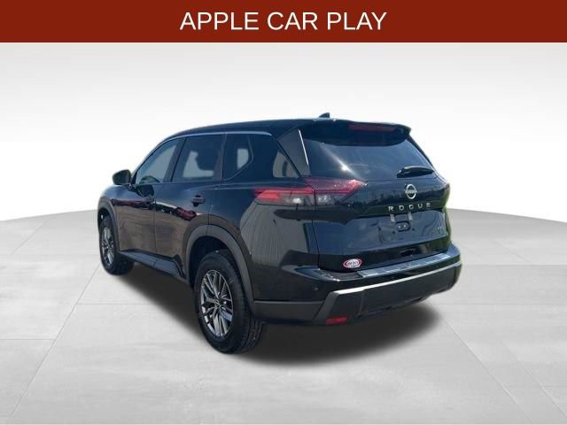 Used 2024 Nissan Rogue S image 5