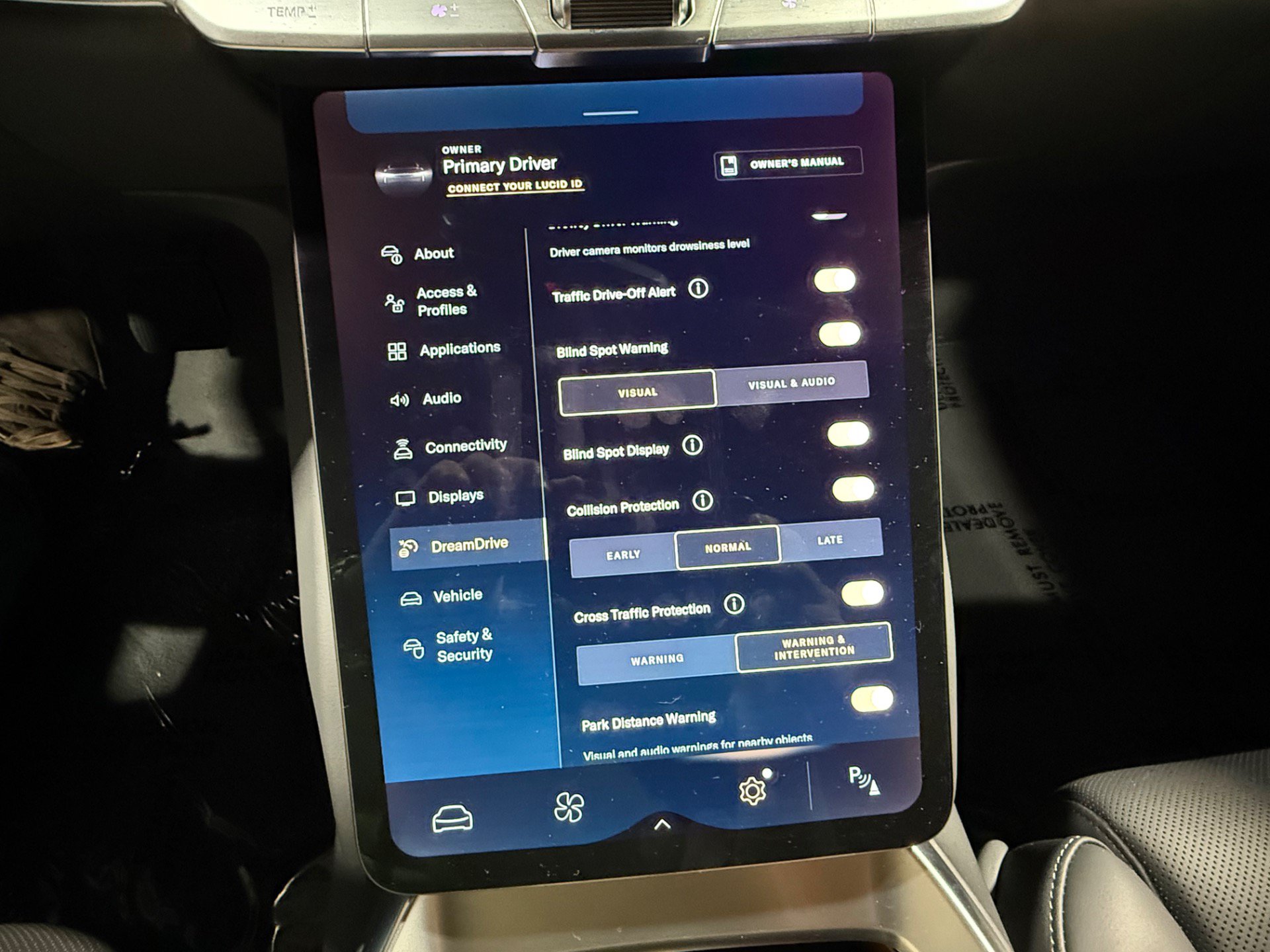 Used 2024 Lucid Air Touring AWD/4WD image 42