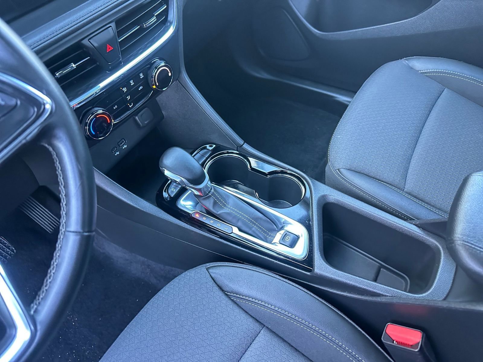 Used 2025 Buick Encore GX Preferred image 41