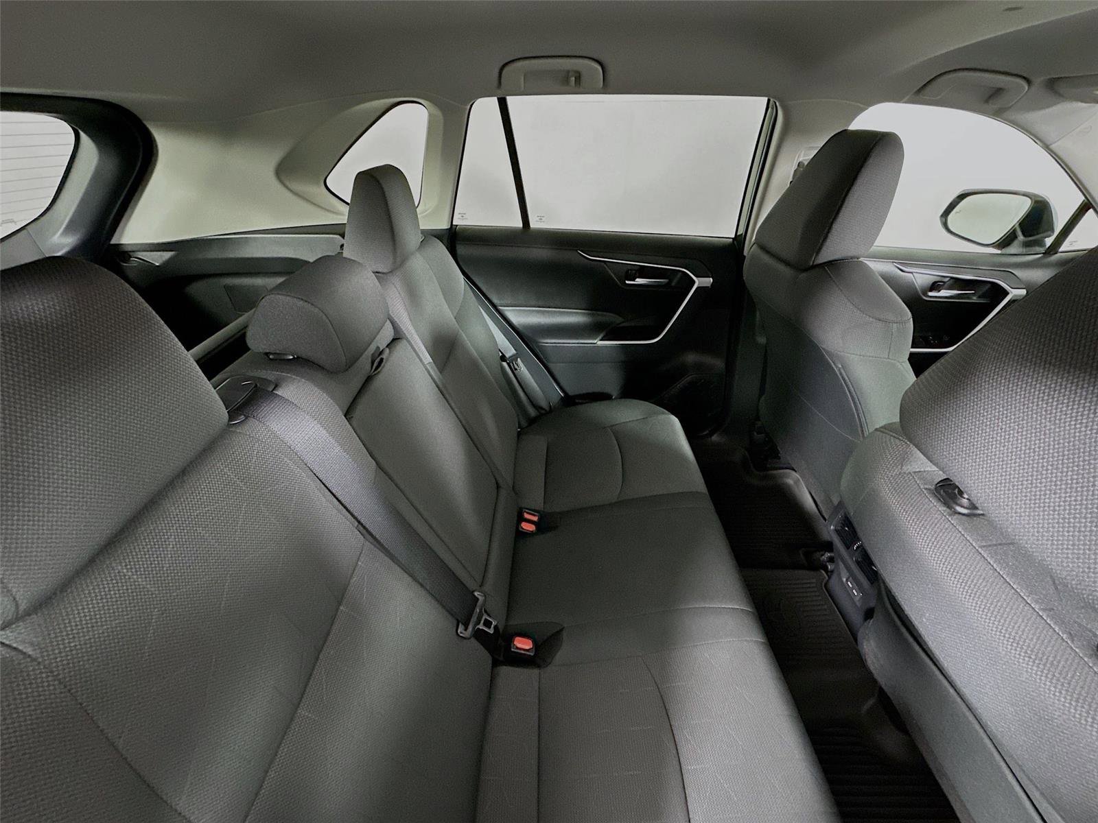 Certified 2025 Toyota RAV4 XLE image 25