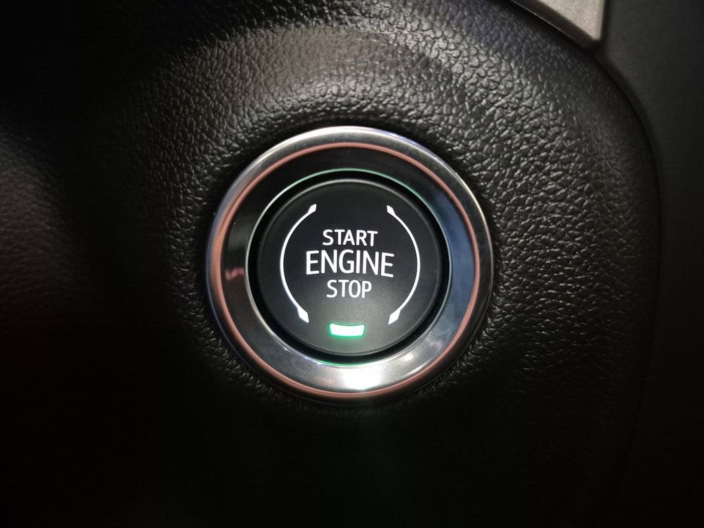 New 2026 GMC Sierra 1500 Pro w/ Graphite Edition image 17