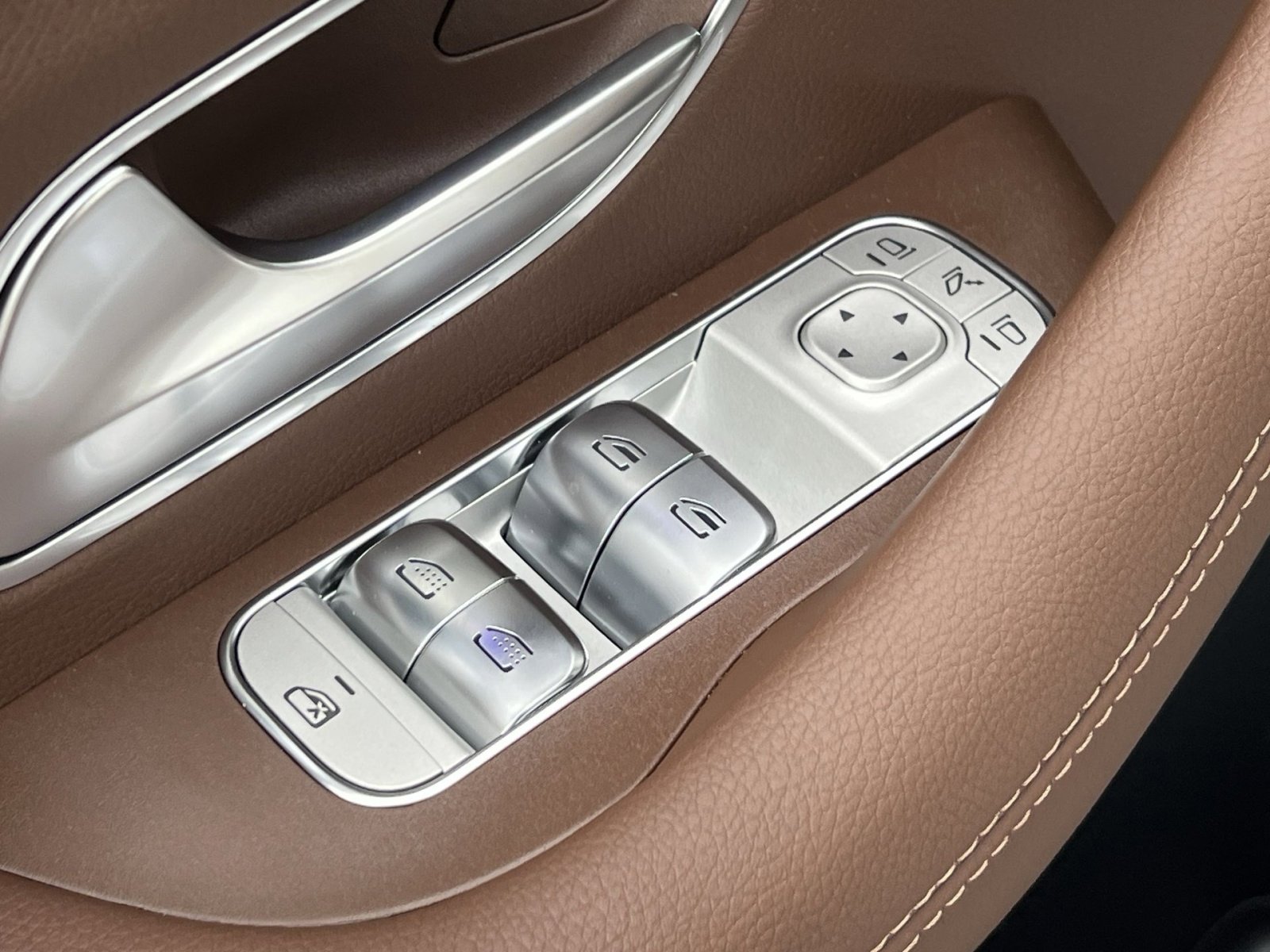 New 2026 Mercedes-Benz GLS 450 4MATIC image 13