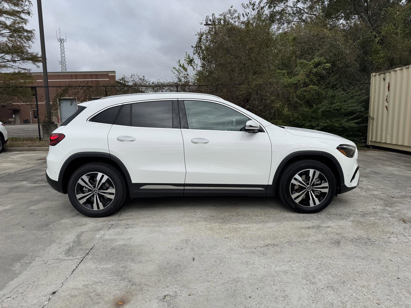 Certified 2025 Mercedes-Benz GLA 250 image 27