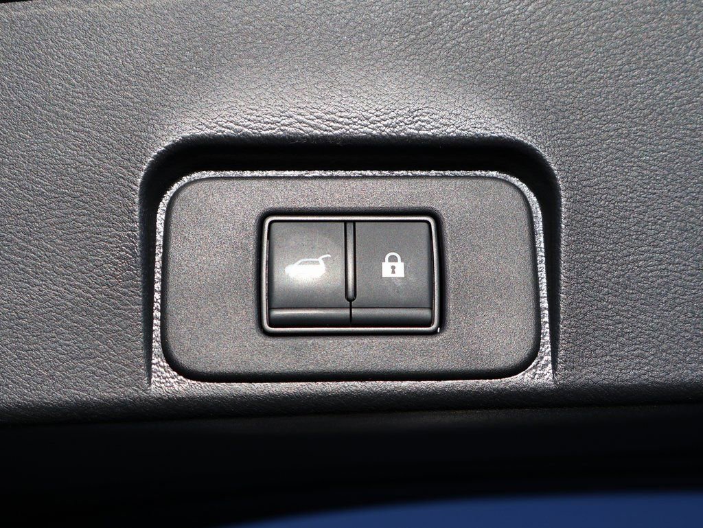 Used 2023 Nissan Rogue SL w/ SL Premium Package image 16