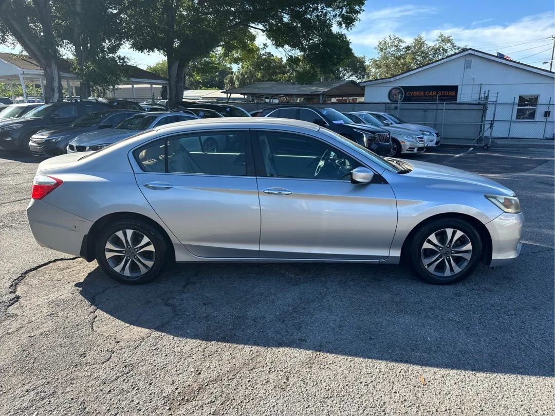 Used 2014 Honda Accord LX image 4