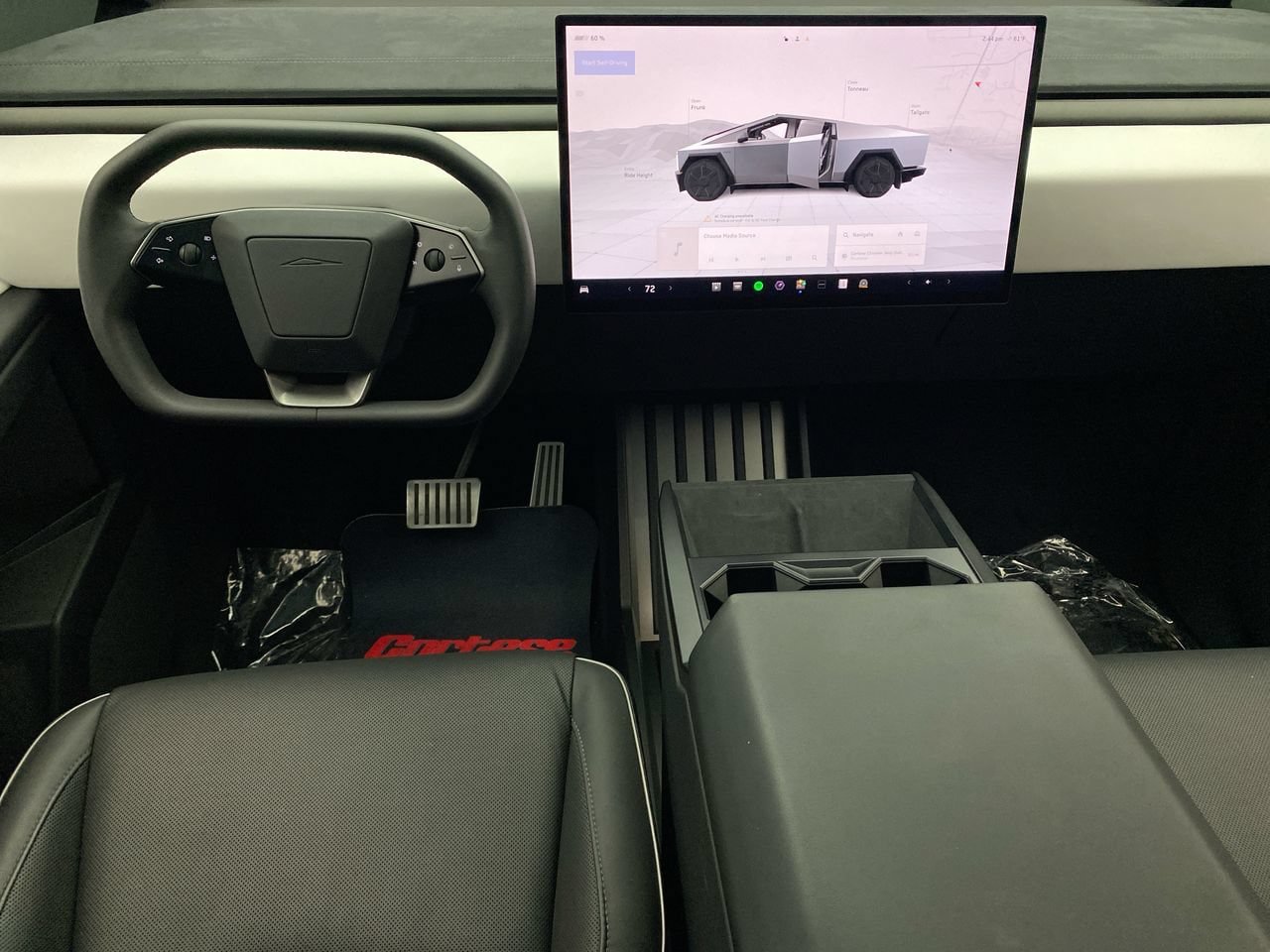 Used 2024 Tesla Cybertruck Cyberbeast AWD/4WD image 15