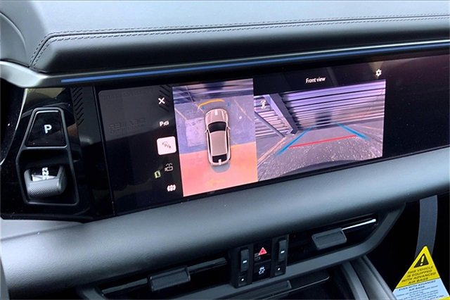 Used 2025 Porsche Macan Electric image 35