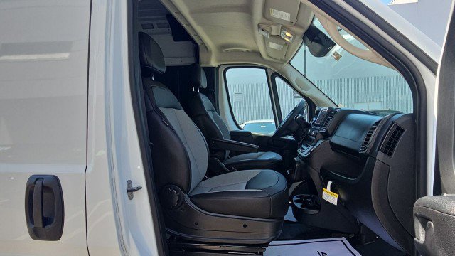 Used 2026 RAM ProMaster 2500 w/ Convenience Group FWD image 24