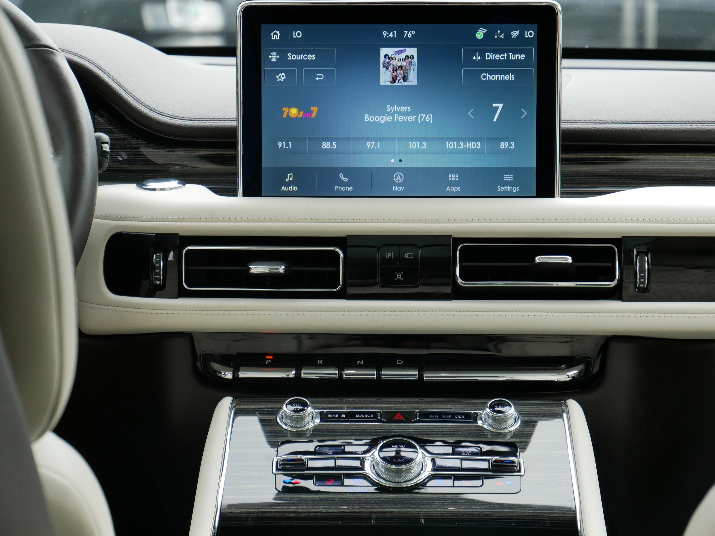 Used 2023 Lincoln Aviator Black Label w/ Dynamic Handling Package image 21