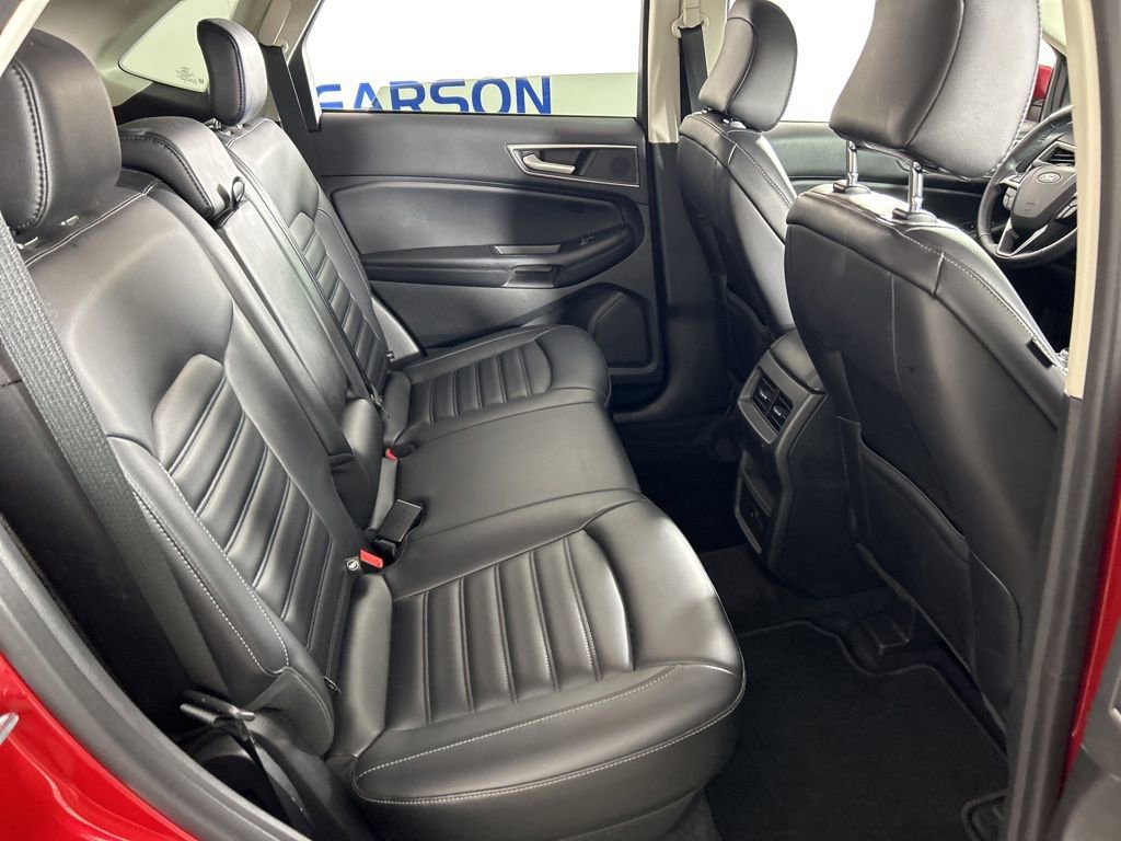 Used 2024 Ford Edge SEL image 29