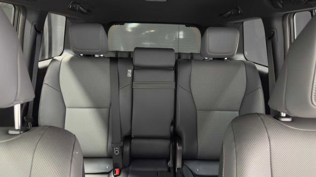 Used 2025 Lexus GX 550 550 Premium w/ Accessory Package (2T) image 27