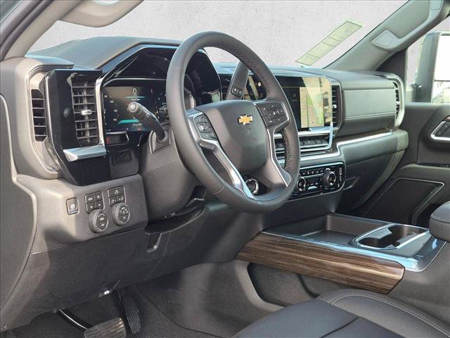 New 2026 Chevrolet Silverado 2500 LT w/ Leather Package AWD/4WD video 3