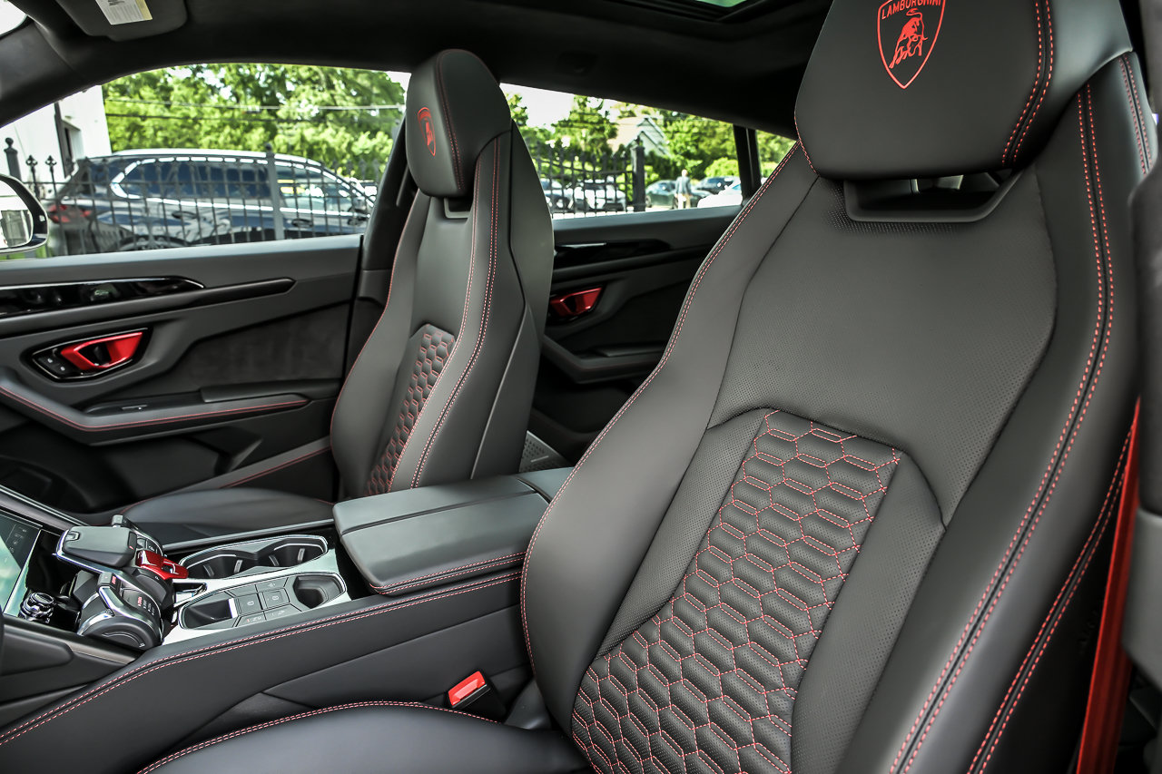 Used 2024 Lamborghini Urus S AWD/4WD image 18