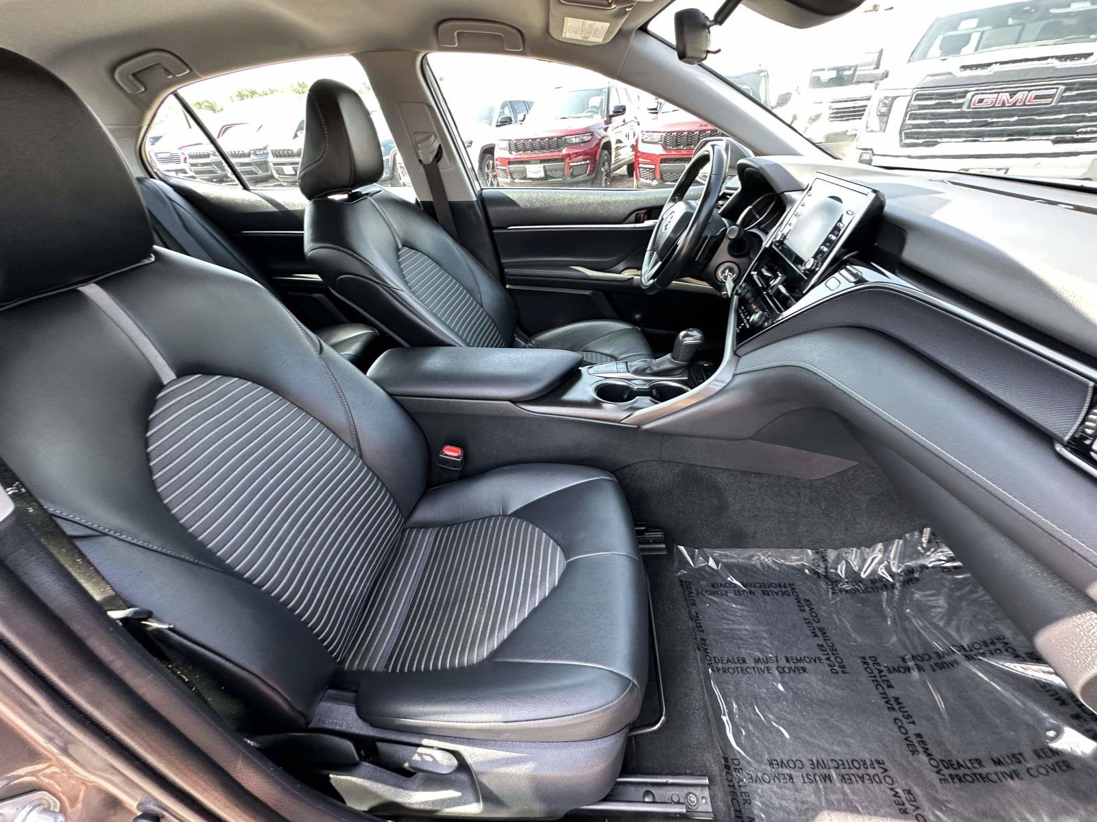 Used 2024 Toyota Camry SE FWD image 32
