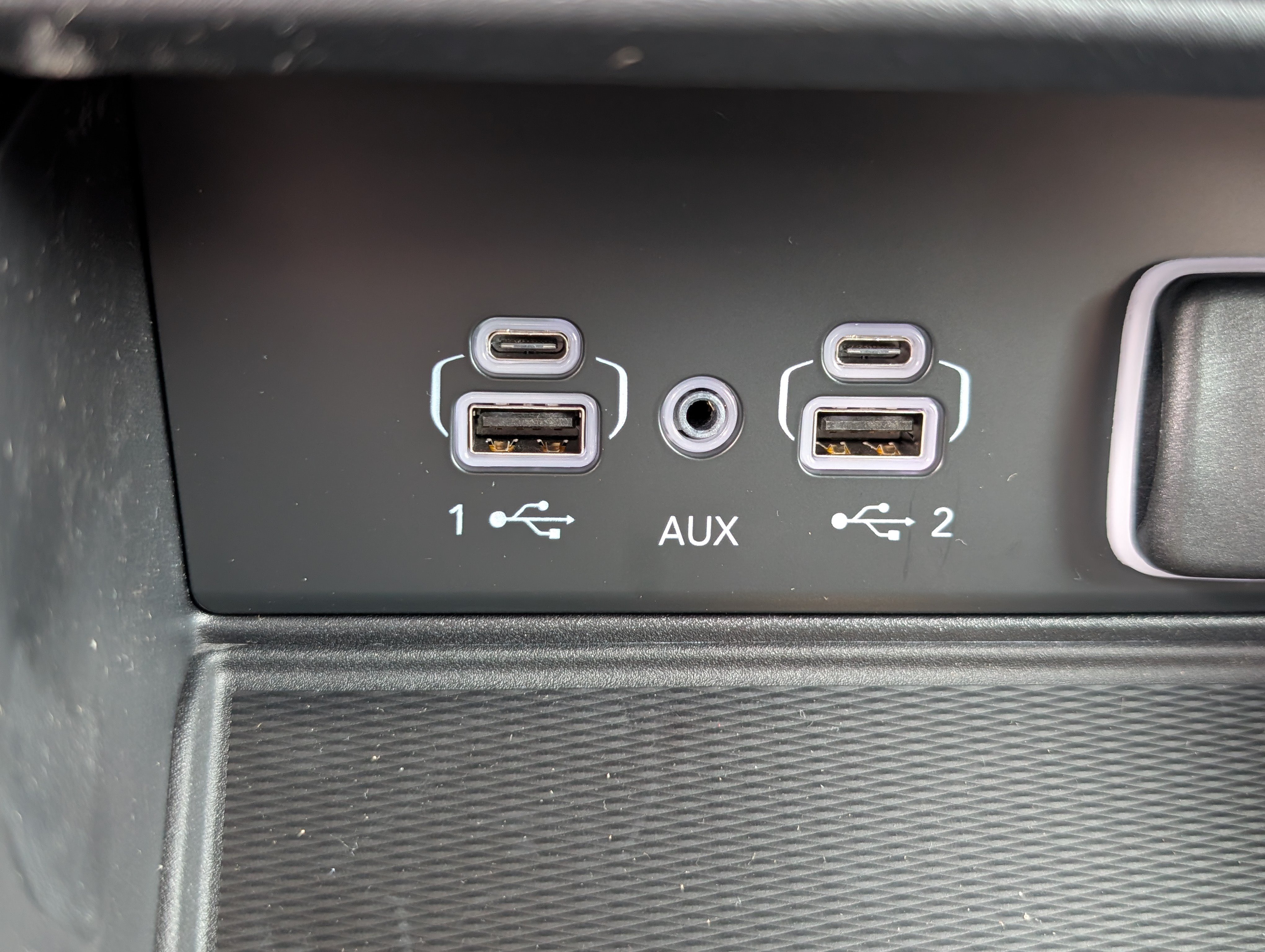 New 2025 Jeep Grand Cherokee Altitude AWD/4WD image 23